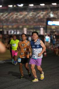 BIB: 430, 165
                            <button type="button" onclick="openModal(23009755)" class="btn btn-primary btn-sm float-right btn-popup" data-toggle="modal" data-target=".modal-high-quality">
                        <i class="fas fa-shopping-cart"></i> Add to Cart
                    </button>
                                            <button type="button" onclick="isThisMe(23009755, true)" class="btn btn-success btn-sm float-right btn-popup btn-isme hidden" data-toggle="tooltip" data-placement="bottom" title="นี่คือรูปของคุณใช่ไหม คลิกที่นี่เพื่อเอาเข้าอัลบั้ม">
                        <i class="fas fa-plus"></i> Add to album
                    </button>
                    <button type="button" onclick="isThisMe(23009755, false)" class="btn btn-warning btn-sm float-right btn-popup btn-isnotme hidden">
                        <i class="fas fa-ban"></i> Remove from album
                    </button>